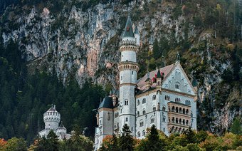 В этот день возле замка Нойшванштайн упал метеорит