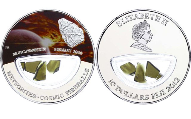 В 2012 году власти Республики Фиджи выпустили ограниченным тиражом в 999 экземпляров десятидолларовые монеты, добавив в них кусочки того самого метеорита