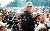 Согласно закону СССР, забастовка представлялась как крайняя мера, при разрешении коллективного трудового спора.