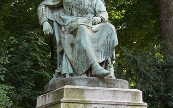 Родился Фредерик Ле Пле