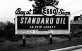 Компания Standard Oil к 1904 году контролировала 91% всего производства и 85% всех продаж нефти в США.