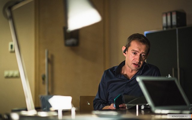 КОЛЛЕКТОР — ЭТО ЧЕЛОВЕК, КОТОРЫЙ ВКЛЮЧАЕТСЯ В ОТНОШЕНИЯ МЕЖДУ КРЕДИТОРОМ И ЗАёМЩИКОМ с целью способствовать выплате ПРОСРОЧЕННОЙ ЗАДОЛЖЕННОСТИ.