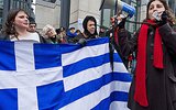 В 2010 году парламент Греции осознавая глубину кризиса принял ряд законодательных мер «жёсткой экономии»: прекращение роста зарплат всех бюджетников, а затем – и пенсий, и повышение налогов.