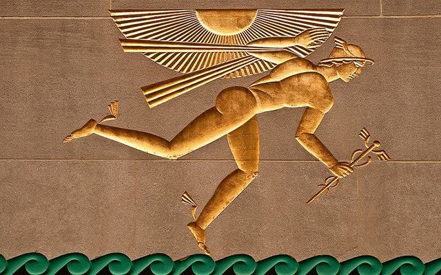 Опубликована «Удивительная история Петера Шлемиля» | ФинКалендарь