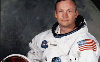 Умер Нил Армстронг
