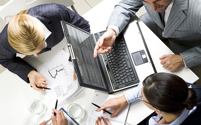 Аудит обнаруживает достоверную информацию о финансовой деятельности организации и её реальном имущественном положении