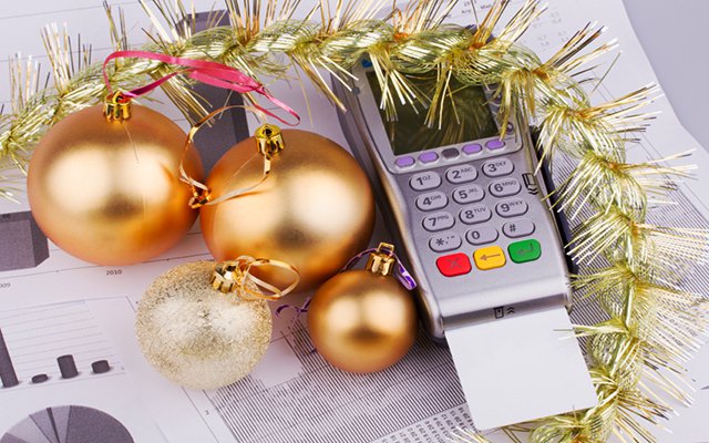 В декабре жители России покупают масштабнее и в среднем больше тратят за один поход в магазин